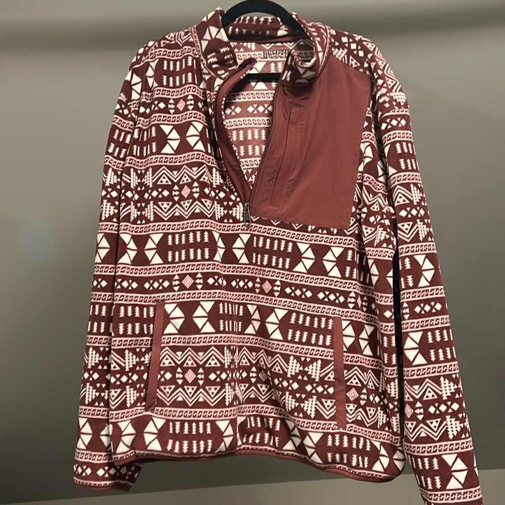 Duluth trading company XL quarter zip with unique design